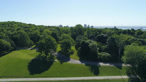 Aerial view of Mount Royal and Montreal alt