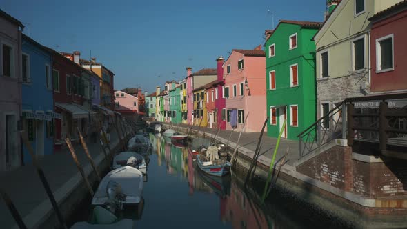 Burano Houses and Canal, Italy alt