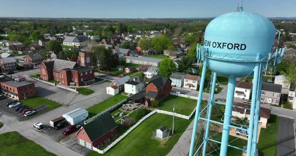 New Oxford Pennsylvania. Rising aerial reveals small town in Adams County PA, USA. alt