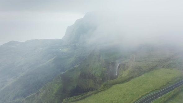 Waterfall in Valley of Poco Ribeira Do Ferreiro Alagoinha Flores Island alt