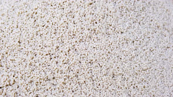 Secondary granule made of polypropylene, White Plastic pellets crumbles