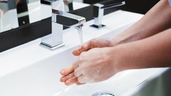 Real time video of washing hands guide. Shot with RED helium camera in 8K. alt