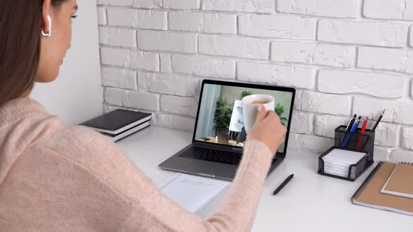Woman Study Online Video Webinar Master Class Course Laptop Drink Coffee Tea alt