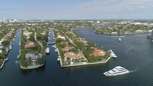 Aerial of Fort Lauderdale isles alt