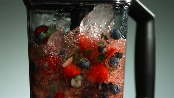 Fruit in blender in ultra slow motion 1500fps - BLENDER PHANTOM  alt