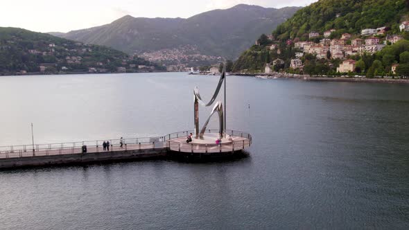 Life Electric Sculpture, a Famous Landmark at Beautiful Lake Como, Italy alt
