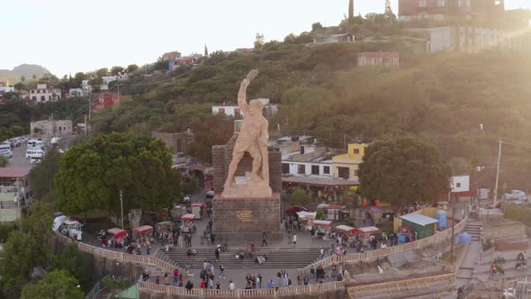 AERIAL: Guanajuato City and The Pipila, Mexico (Flying Around) alt
