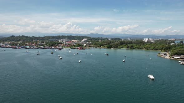 The Gaya Island of Kota Kinabalu Sabah alt