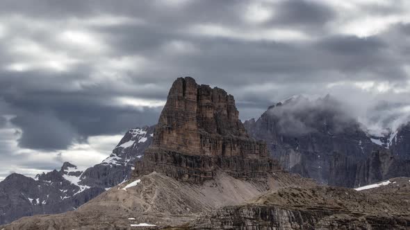 Time Lapse Cloudscape Pass Over Torre dei Scarperi Mountian in Dolomites Italy alt