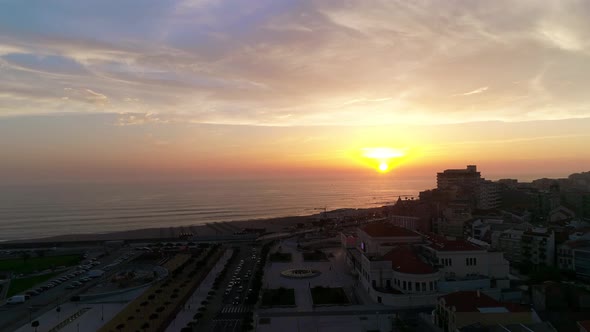 View of sea waves and sunset beach alt