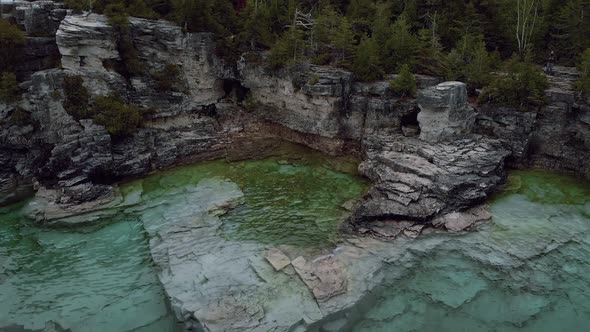 Indian Head Cove - Bruce Peninsula National Park alt
