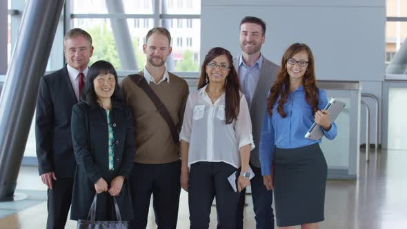 Portrait of group of business people