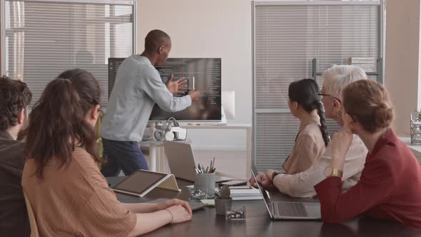 African IT Specialist Making Presentation alt