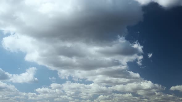 Beautiful Cloudy Dramatic Sky With Fluffy Clouds alt