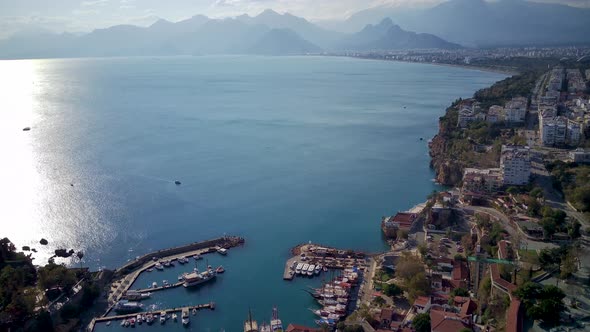 Aerial drone photograph of Antalya bay in Antalya city. alt