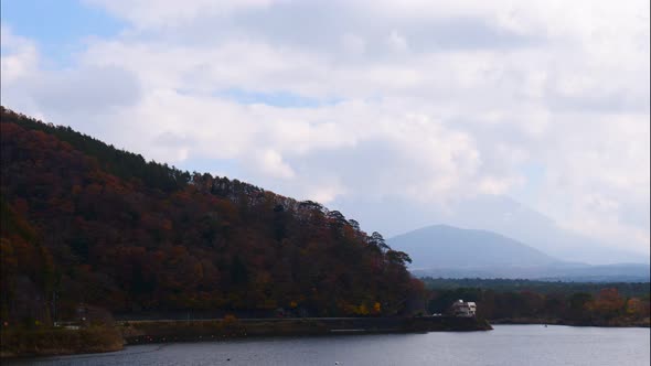 Beautiful nature in Kawaguchiko with Mountain Fuji in Japan alt