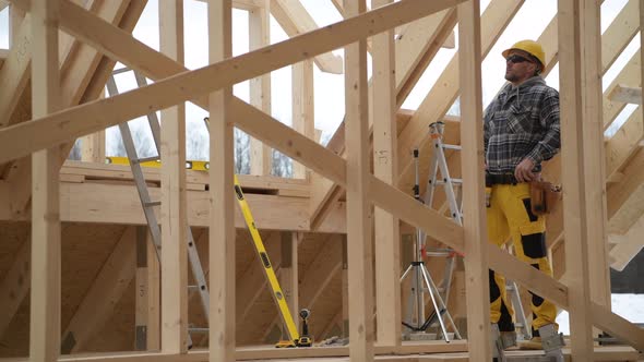 Building Wooden House Skeleton Frame alt