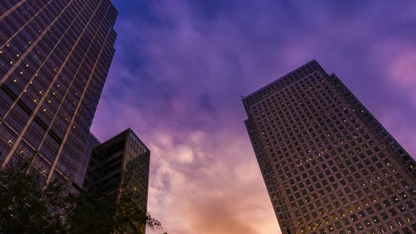 Sunset in the city time lapse