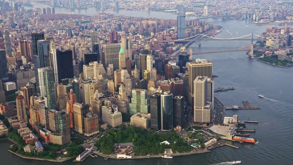 Aerial View of a New York Manhattan Filmed From a Helicopter alt