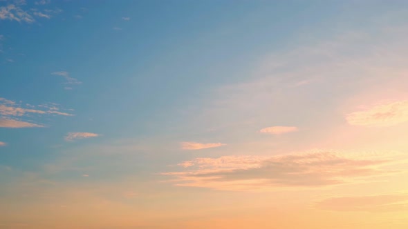 4K Sky Time lapse, Beautiful background, Sky Timelapse of horizon alt