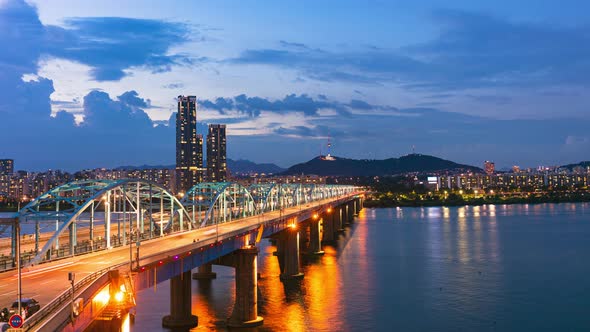Time Lapse Sunset Dongjak Bridge in Seoul, South Korea 