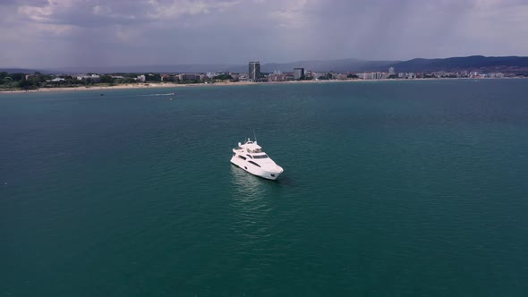 Luxury yacht in to the sea