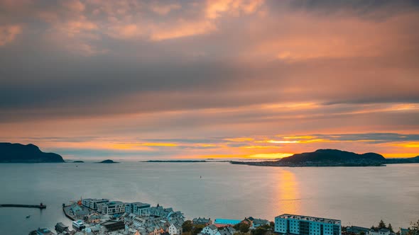 Alesund Norway alt
