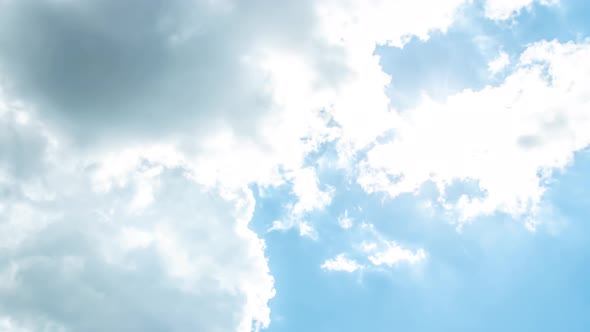 Timelaps of the blue sky on which the cloudse. In high resolution and high quality. Time laps does n alt