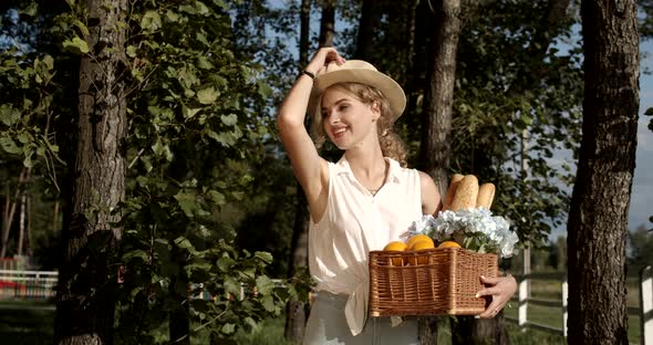 Beautiful Young Girl Came For A Picnic In Sunny Warm Weather alt