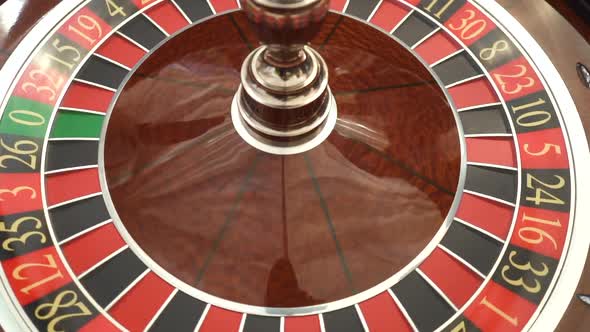 Rolling Slot As the Roulette Wheel Spins in Casino
