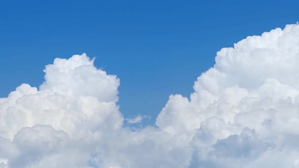 Big and Fluffy Clouds Motion Timelapse