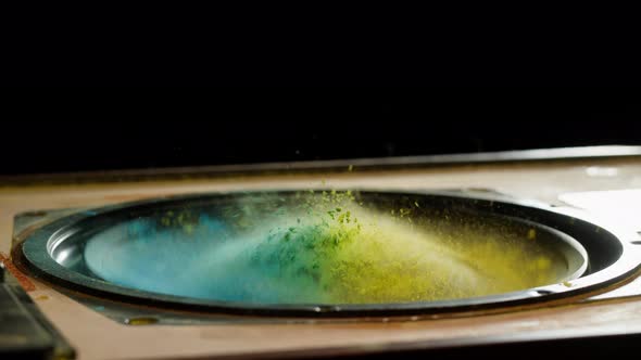 Acoustic Sound System with Yellow and Blue Paint Powder alt