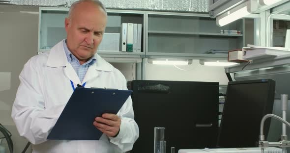 Writing Description of Chemicals alt