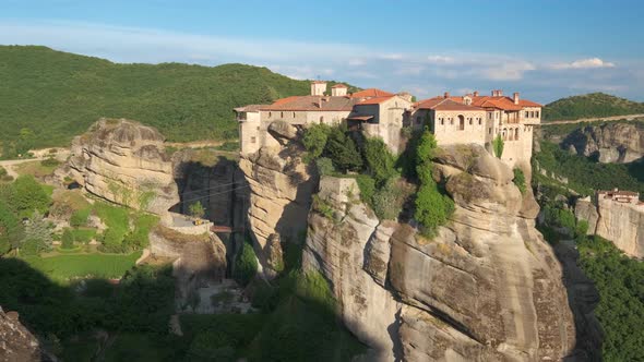 Meteora Monastery in Greece alt