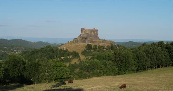 Murol, Puy de Dome, Auvergne, France. The middle age fortress dated XII th century alt