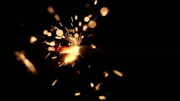 HD - Slow motion of fire on an ignition cord alt