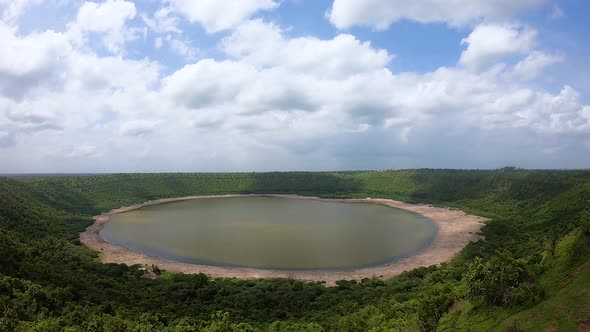 Lonar crater timelapse meterotic impact saline alkaline lake alt