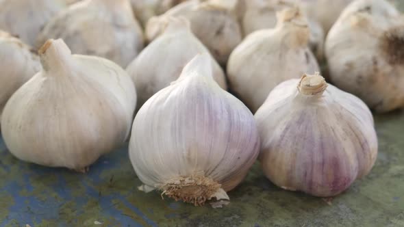 Fresh Raw White Garlic with Segments