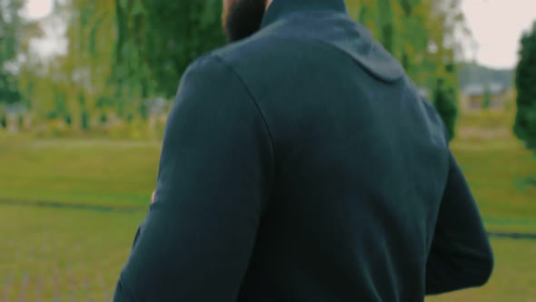 Man Running on the Track alt