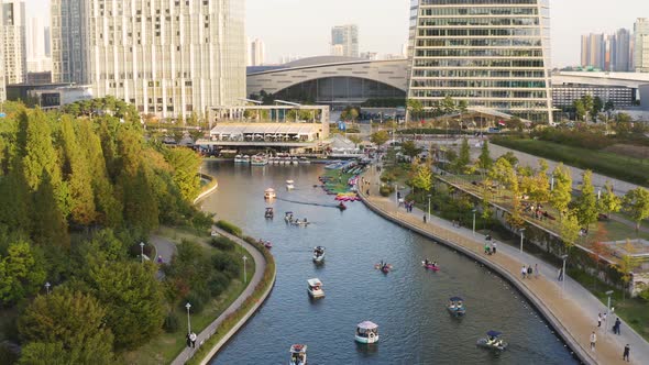 4K Aerial Drone Footage View of Central Park in Songdo alt