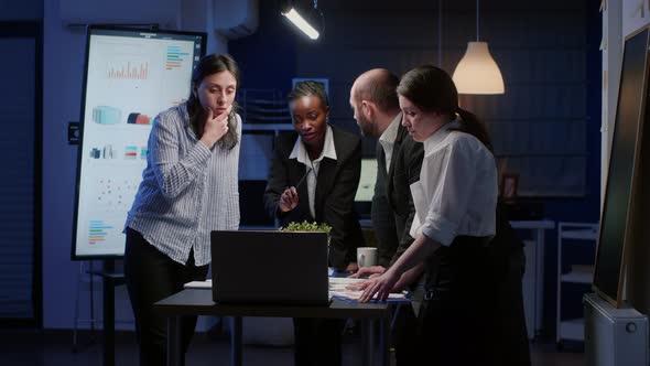 Multi Ethnic Business Teamwork Brainstorming Corporate Ideas Analyzing Management Graphs alt