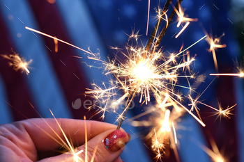 DSC 0463 sparkler flag close