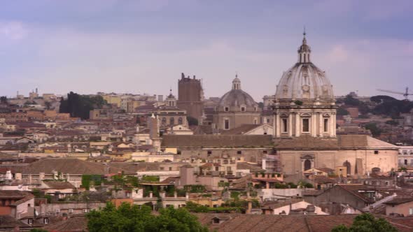 Rome skyline featuring St. Peters basilica, Hotel Piazza Venezia and others landmarks alt