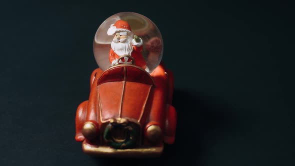 Santa Greets you alt