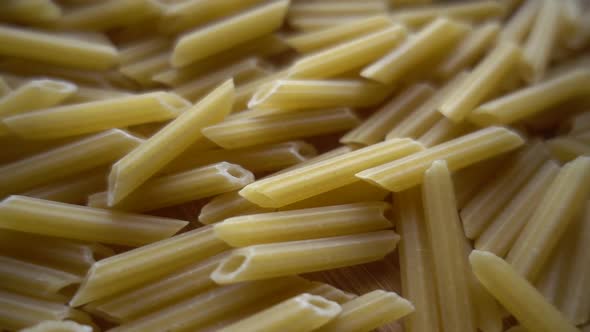 Pasta alt