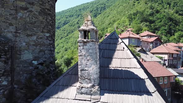 Vranduk Castle a small medieval castle of Bosnian kings V4 alt