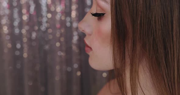 Glamour Girl with Perfect Makeup alt