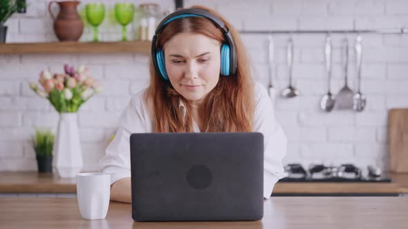 Female Have a Break Watching Video alt