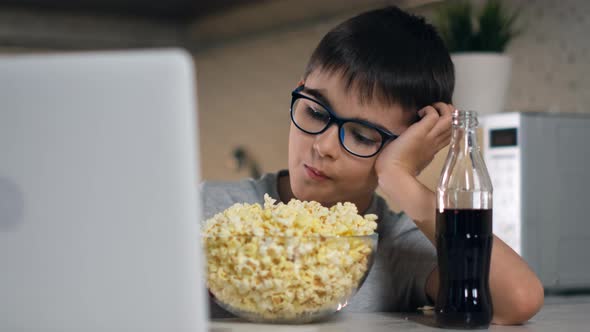 Stay at Home, Leisure at Home, Technologies for Children, Self Isolation. alt