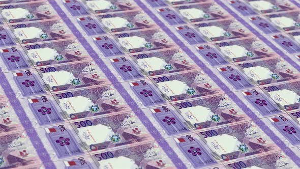 Five Hundred Qatar Riyals. It's Moving To The Right. Looped Animation. alt